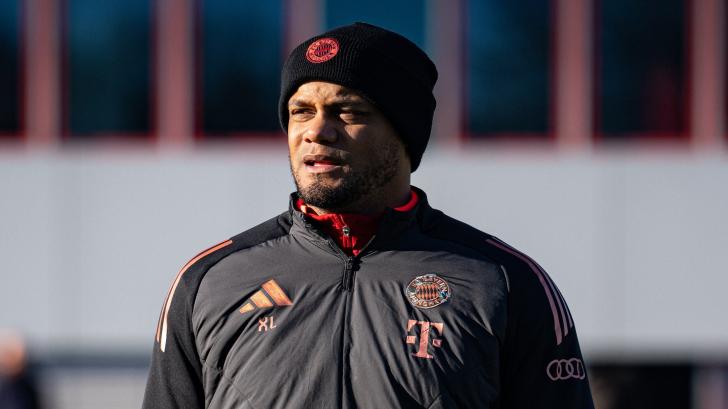 Vincent Kompany watches on in training for Bayern Munich